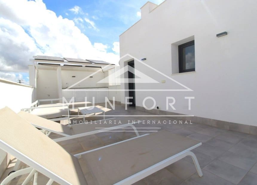 3 bedroom Villa for sale in Roldan with pool - € 419,900 (Ref: 10160110)