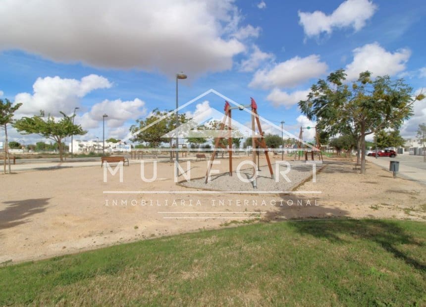 3 bedroom Villa for sale in Roldan with pool - € 419,900 (Ref: 10160110)