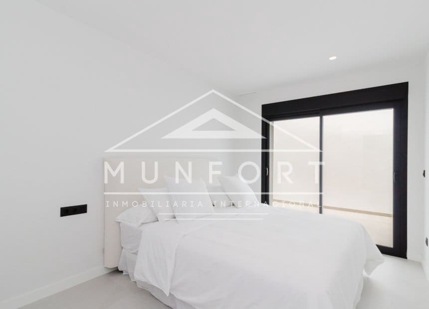 4 bedroom Villa for sale in Ciudad Quesada with pool garage - € 819,500 (Ref: 10160287)