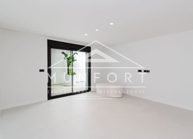 4 bedroom Villa for sale in Ciudad Quesada, Rojales with pool garage - € 819,500 (Ref: 10160287)