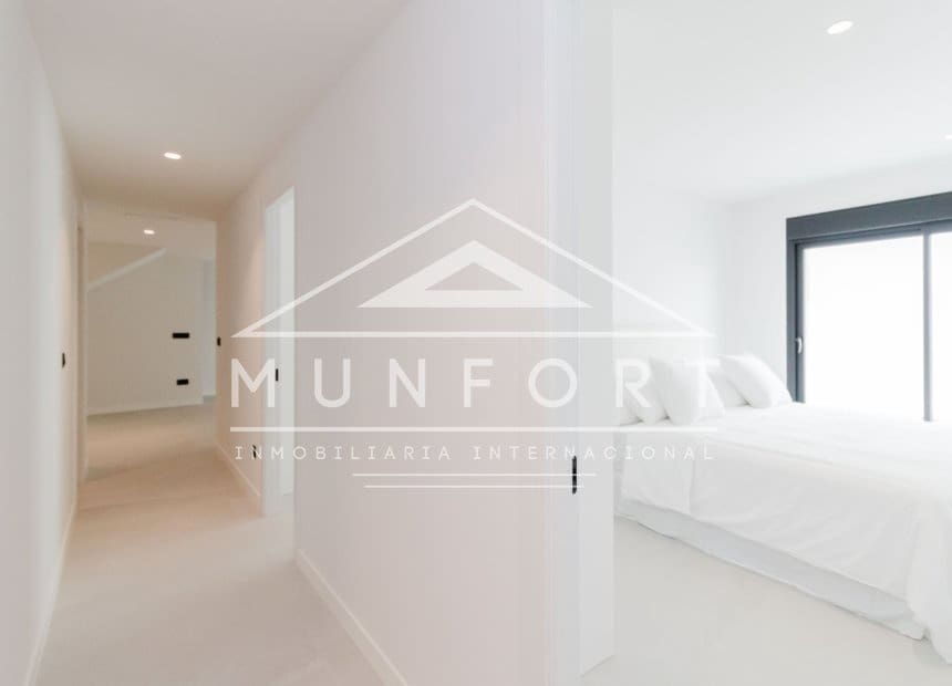 4 bedroom Villa for sale in Ciudad Quesada with pool garage - € 819,500 (Ref: 10160287)