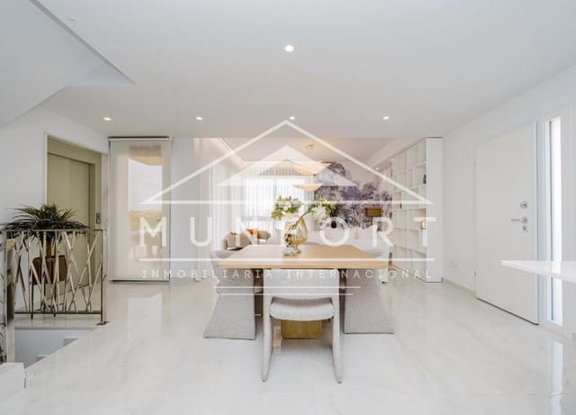 4 soverom Villa til salgs i Aguamarina, Orihuela med svømmebasseng - € 995 000 (Ref: 10163250)