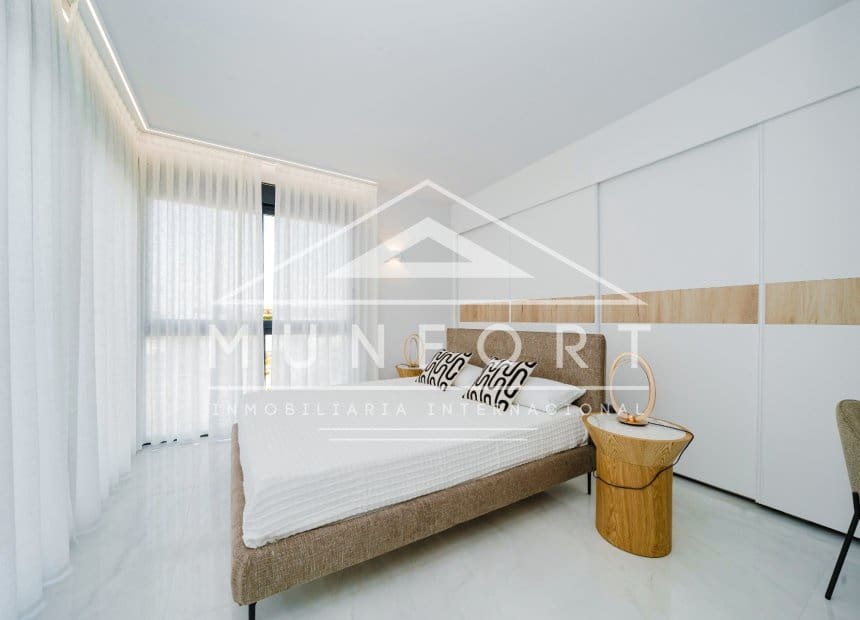 4 bedroom Villa for sale in Orihuela Costa with pool - € 995,000 (Ref: 10163250)