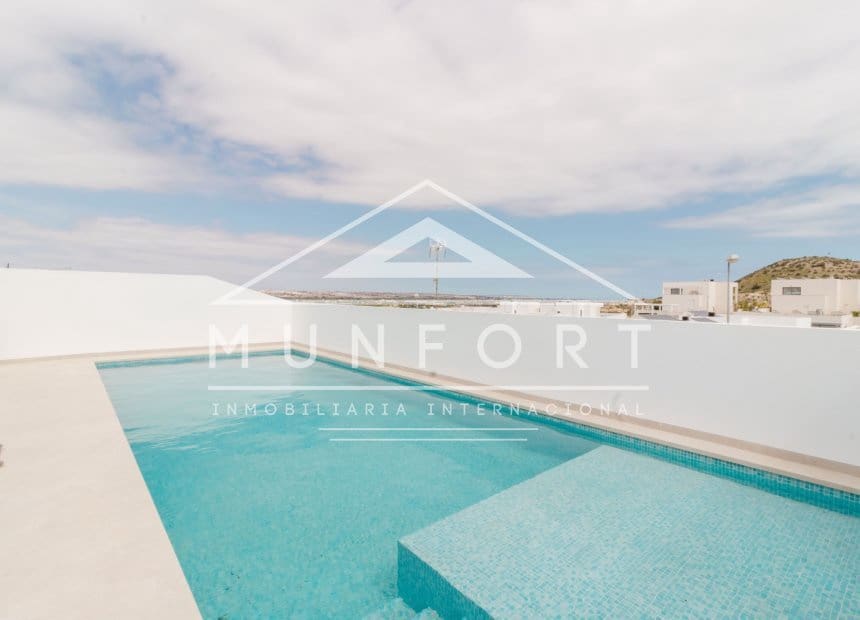 4 bedroom Villa for sale in Ciudad Quesada with pool garage - € 824,500 (Ref: 10163251)