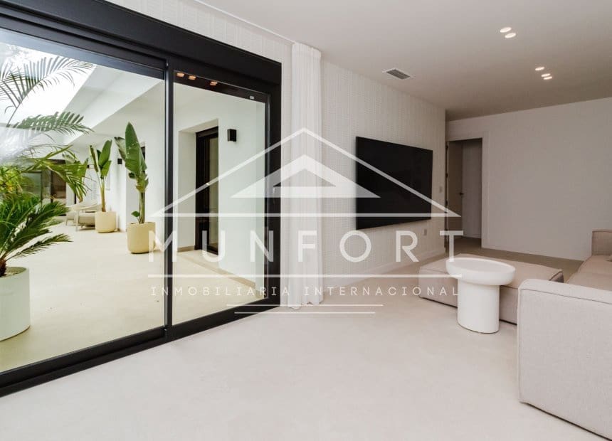4 bedroom Villa for sale in Ciudad Quesada with pool garage - € 824,500 (Ref: 10163251)