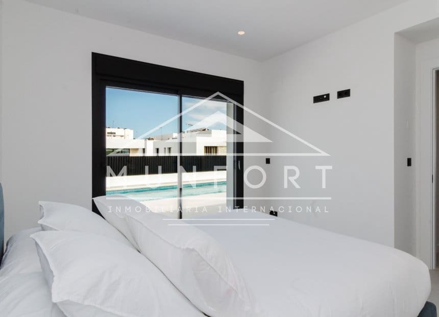 4 bedroom Villa for sale in Ciudad Quesada with pool garage - € 810,500 (Ref: 10163252)