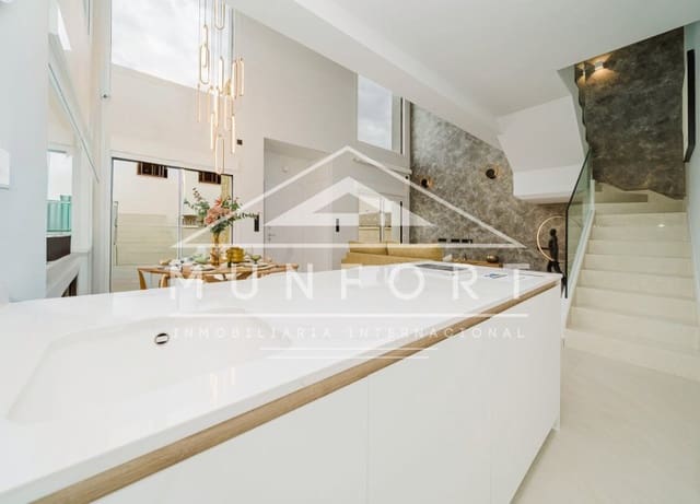 Chalet de 3 habitaciones en Los Montesinos en venta con piscina - 525.000 € (Ref: 10163380)