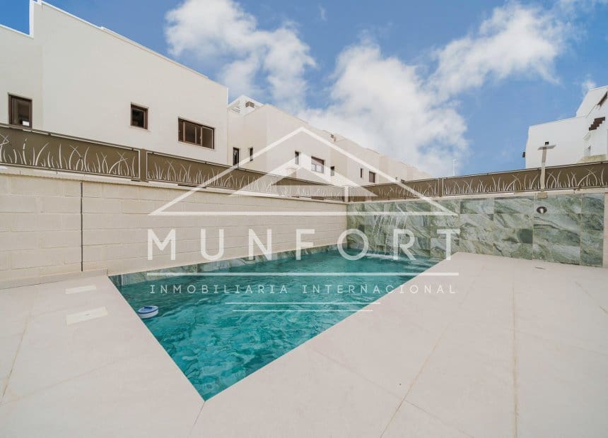 3 bedroom Villa for sale in Los Montesinos with pool - € 525,000 (Ref: 10163380)