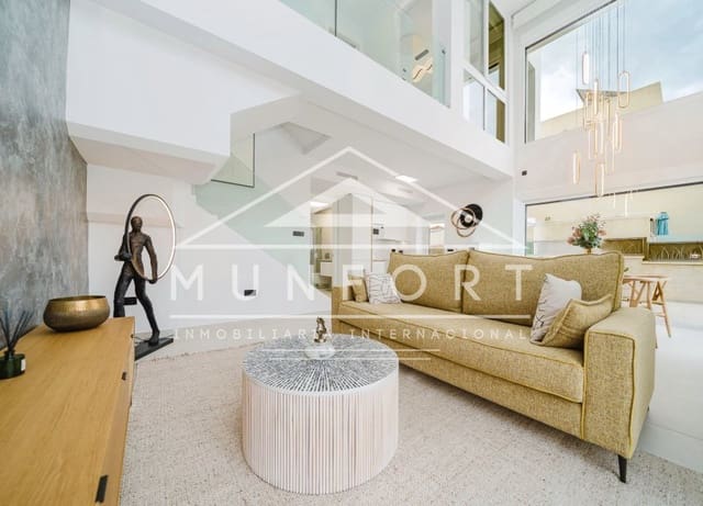Chalet de 3 habitaciones en Los Montesinos en venta con piscina - 525.000 € (Ref: 10163380)