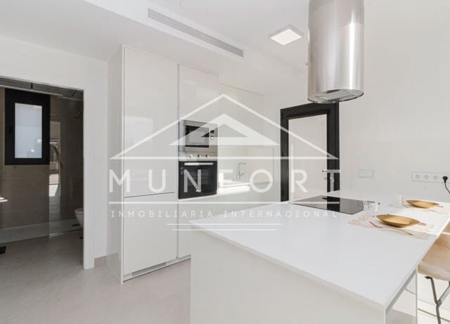 4 soveværelse Villa til salg i La Manga del Mar Menor med swimmingpool garage - € 790.000 (Ref: 10163386)