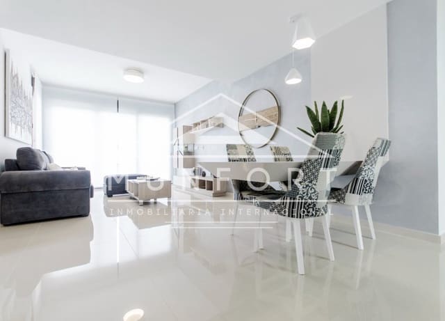4 quarto Moradia para venda em San Miguel de Salinas com piscina - 630 000 € (Ref: 10163531)