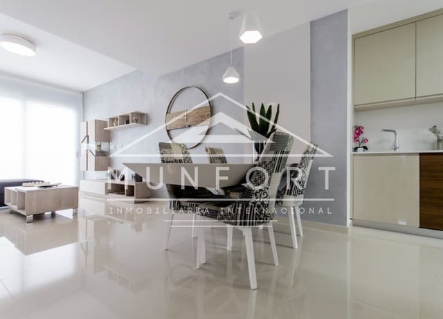 4 quarto Moradia para venda em San Miguel de Salinas com piscina - 630 000 € (Ref: 10163531)