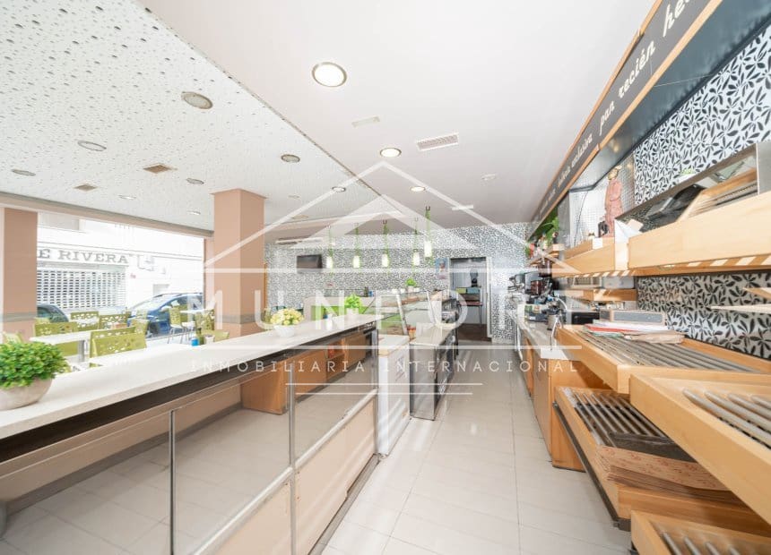 2 soveværelse Erhverv til salg i Lo Pagan - € 299.000 (Ref: 10165581)
