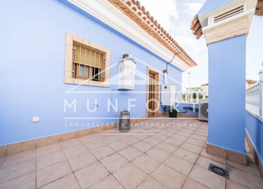 4 quarto Moradia para venda em San Pedro del Pinatar com piscina garagem - 439 000 € (Ref: 10165582)