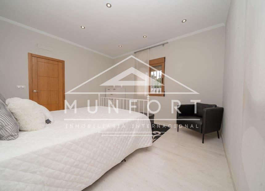 4 quarto Moradia para venda em San Pedro del Pinatar com piscina garagem - 439 000 € (Ref: 10165582)