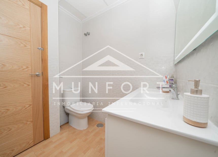 4 quarto Moradia para venda em San Pedro del Pinatar com piscina garagem - 439 000 € (Ref: 10165582)