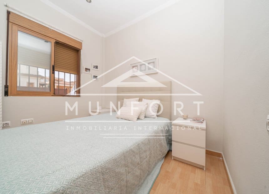 4 quarto Moradia para venda em San Pedro del Pinatar com piscina garagem - 439 000 € (Ref: 10165582)