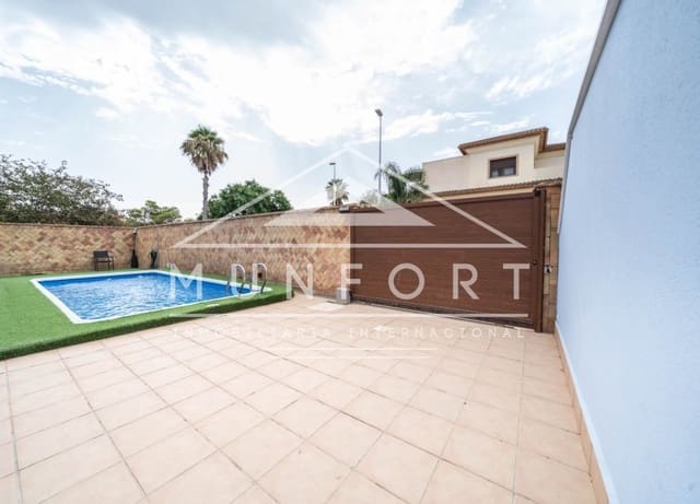 4 bedroom Villa for sale in Los Peñascos - El Salero - Los Imbernones, San Pedro del Pinatar with pool garage - € 439,000 (Ref: 10165582)