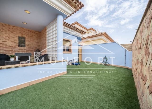 4 bedroom Villa for sale in Los Peñascos - El Salero - Los Imbernones, San Pedro del Pinatar with pool garage - € 439,000 (Ref: 10165582)