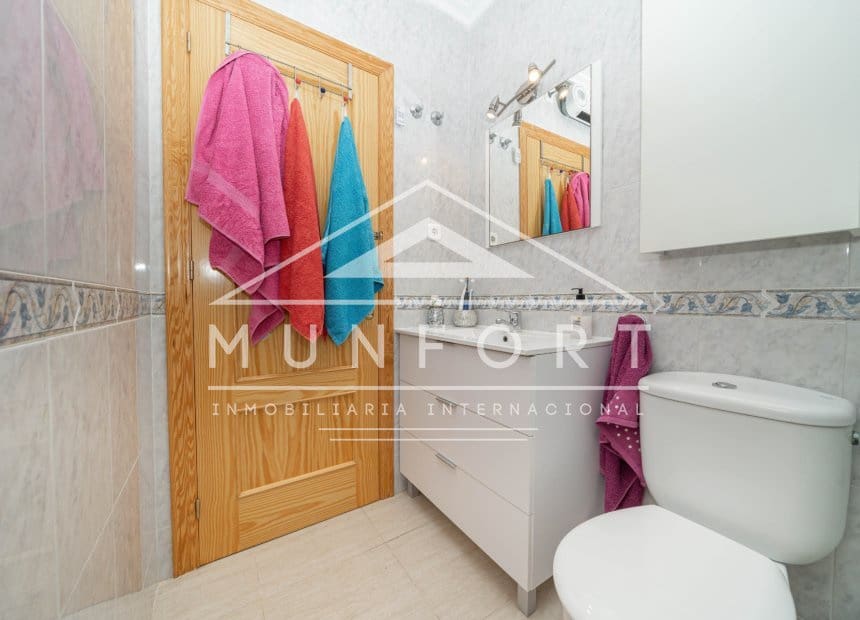 4 soveværelse Rækkehus til salg i Santiago de la Ribera med swimmingpool - € 225.000 (Ref: 10165835)
