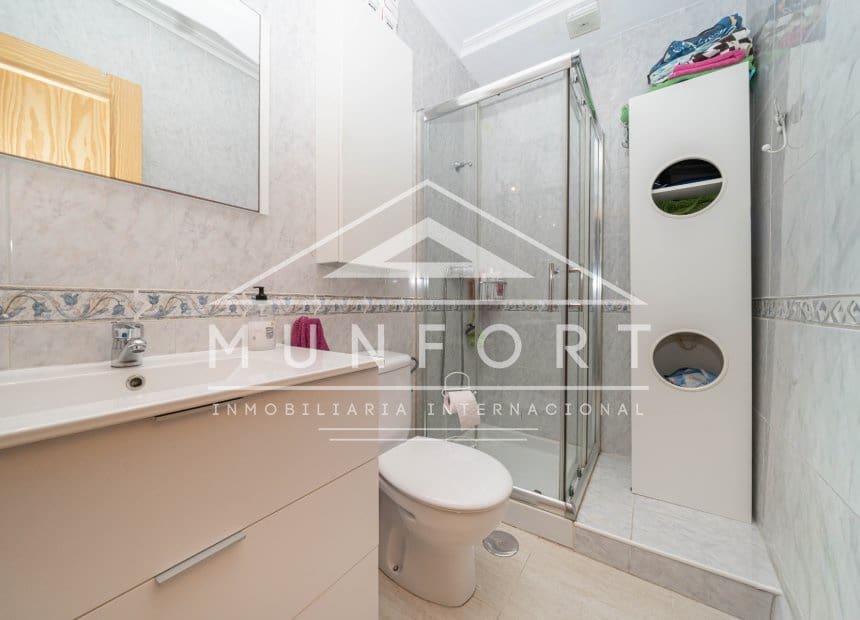 4 soveværelse Rækkehus til salg i Santiago de la Ribera med swimmingpool - € 225.000 (Ref: 10165835)