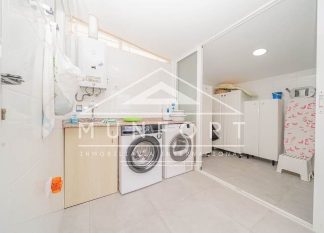 4 chambre Villa/Maison Mitoyenne à vendre à Torre de la Horadada, Pilar de la Horadada avec piscine - 415 000 € (Ref: 10168846)