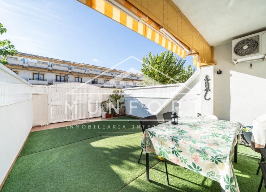 4 soverom Rekkehus til salgs i Santiago de la Ribera med svømmebasseng - € 210 000 (Ref: 10175763)