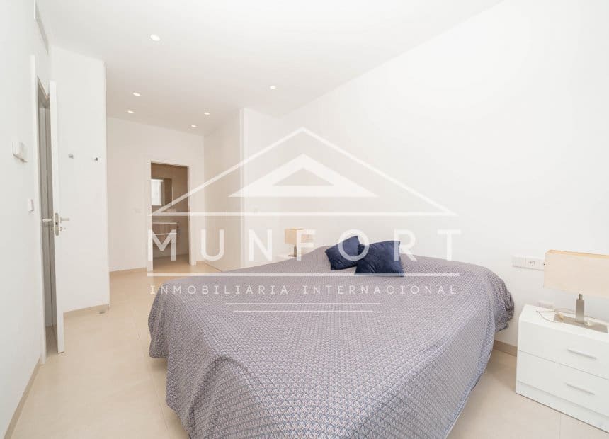 3 bedroom Villa for sale in Pilar de la Horadada with pool garage - € 659,000 (Ref: 10176059)