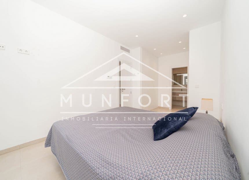 3 bedroom Villa for sale in Pilar de la Horadada with pool garage - € 659,000 (Ref: 10176059)
