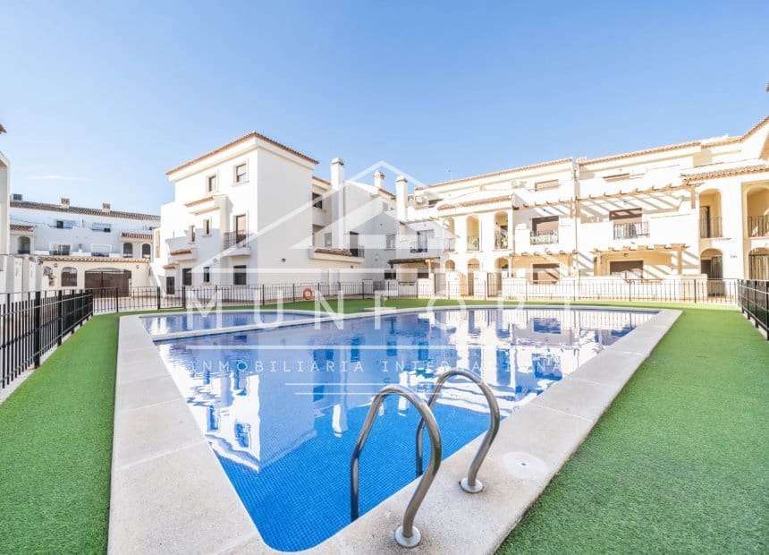Bungalow de 2 habitaciones en San Pedro del Pinatar en venta con piscina garaje - 175.000 € (Ref: 10176060)