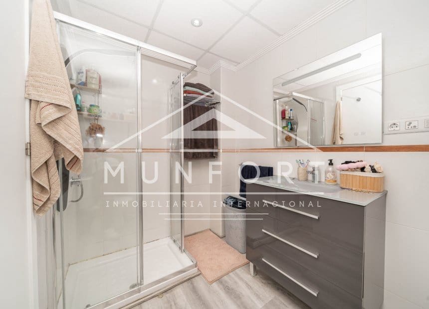 Bungalow de 2 habitaciones en San Pedro del Pinatar en venta con piscina garaje - 175.000 € (Ref: 10176060)