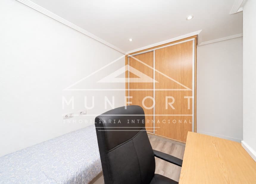 Bungalow de 2 habitaciones en San Pedro del Pinatar en venta con piscina garaje - 175.000 € (Ref: 10176060)