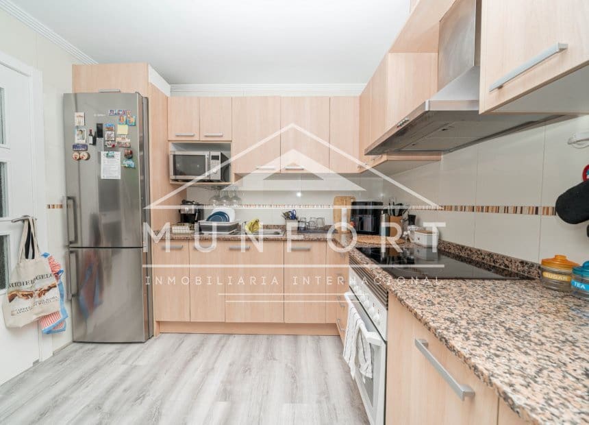 Bungalow de 2 habitaciones en San Pedro del Pinatar en venta con piscina garaje - 175.000 € (Ref: 10176060)