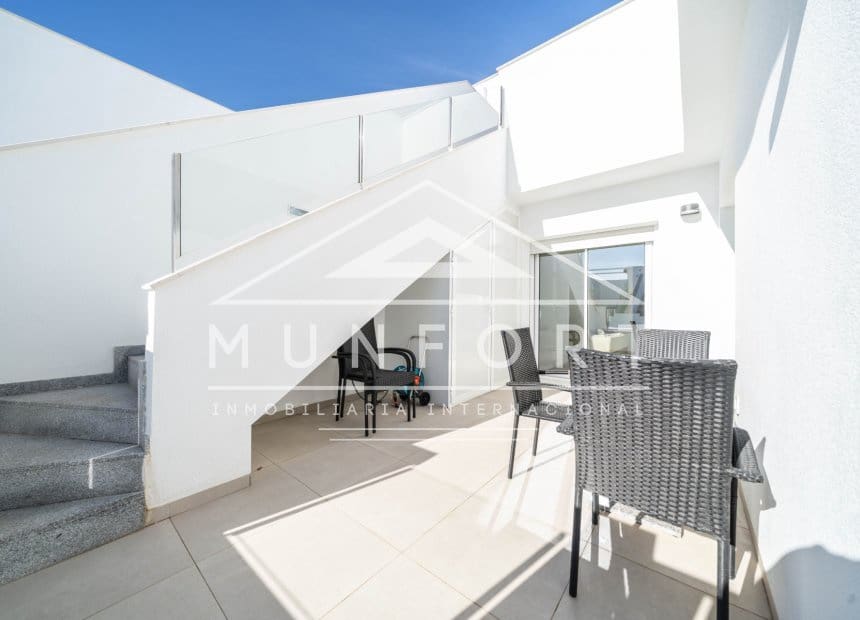 3 soverom Penthouse til salgs i Pilar de la Horadada med svømmebasseng garasje - € 299 000 (Ref: 10183677)