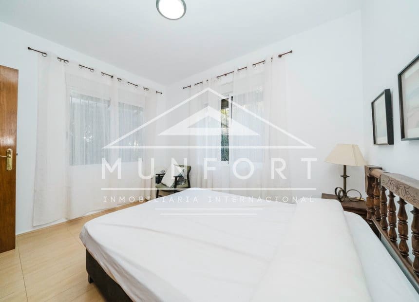7 Zimmer Villa zu verkaufen in San Pedro del Pinatar mit Garage - 1.289.000 € (Ref: 10185958)