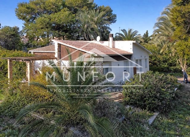 7 Zimmer Villa zu verkaufen in Lo Pagan, San Pedro del Pinatar mit Garage - 1.289.000 € (Ref: 10185958)
