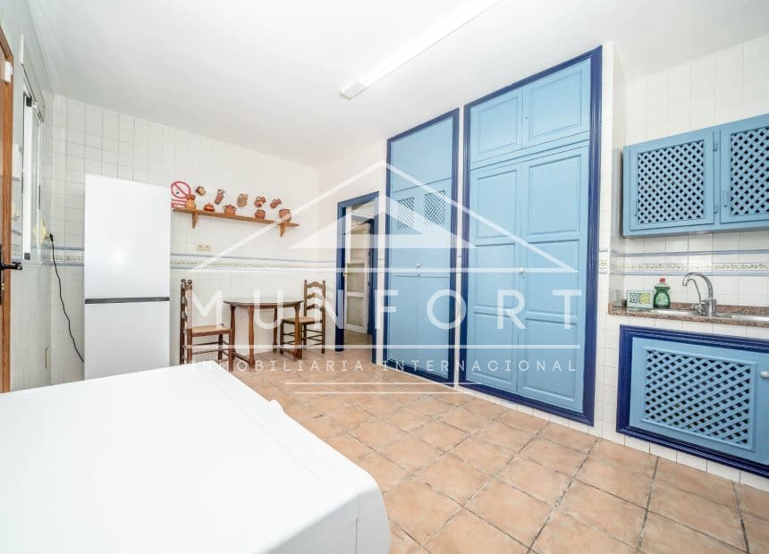 7 Zimmer Villa zu verkaufen in San Pedro del Pinatar mit Garage - 1.289.000 € (Ref: 10185958)