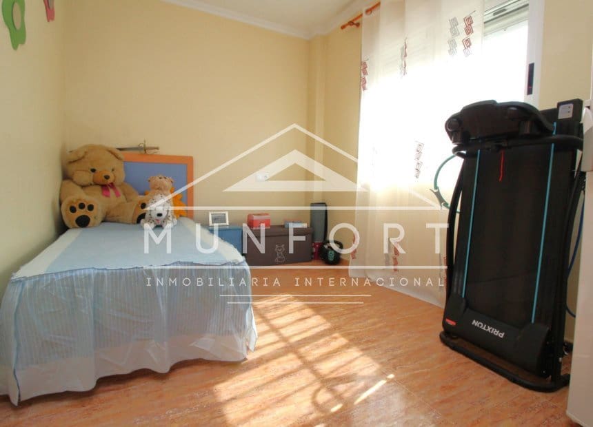 4 quarto Moradia em Banda para venda em Los Alcazares com garagem - 269 900 € (Ref: 10185962)