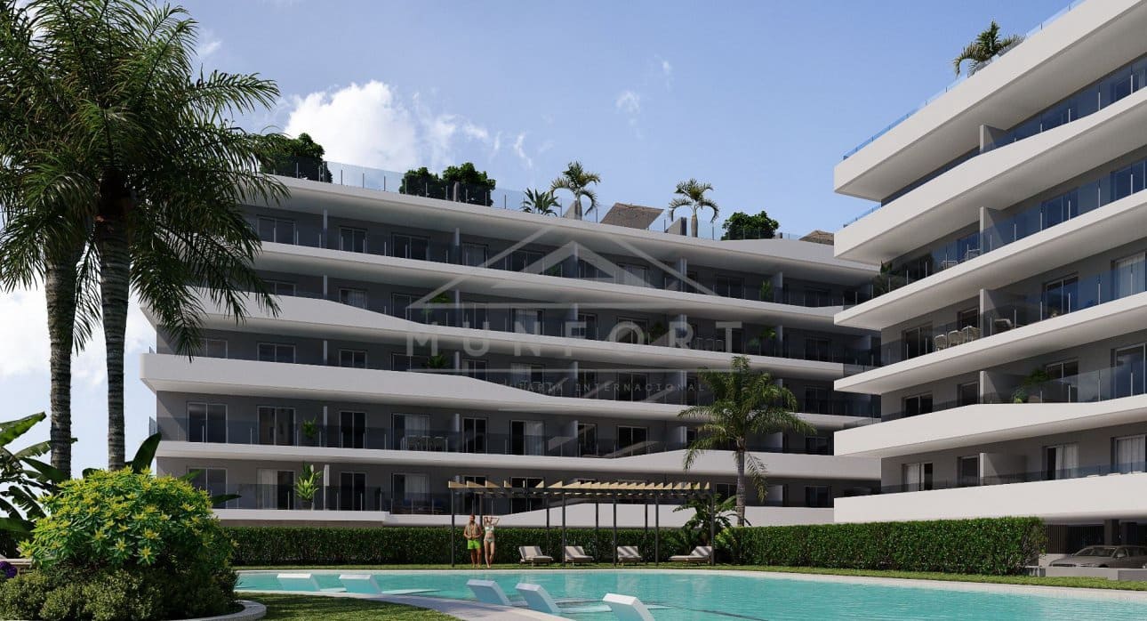 2 soveværelse Penthouse til salg i Santa Pola med swimmingpool - € 420.000 (Ref: 8378803)