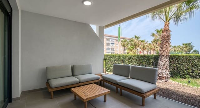 3 chambre Appartement à vendre à Punta Prima, Orihuela avec piscine - 364 000 € (Ref: 8378961)