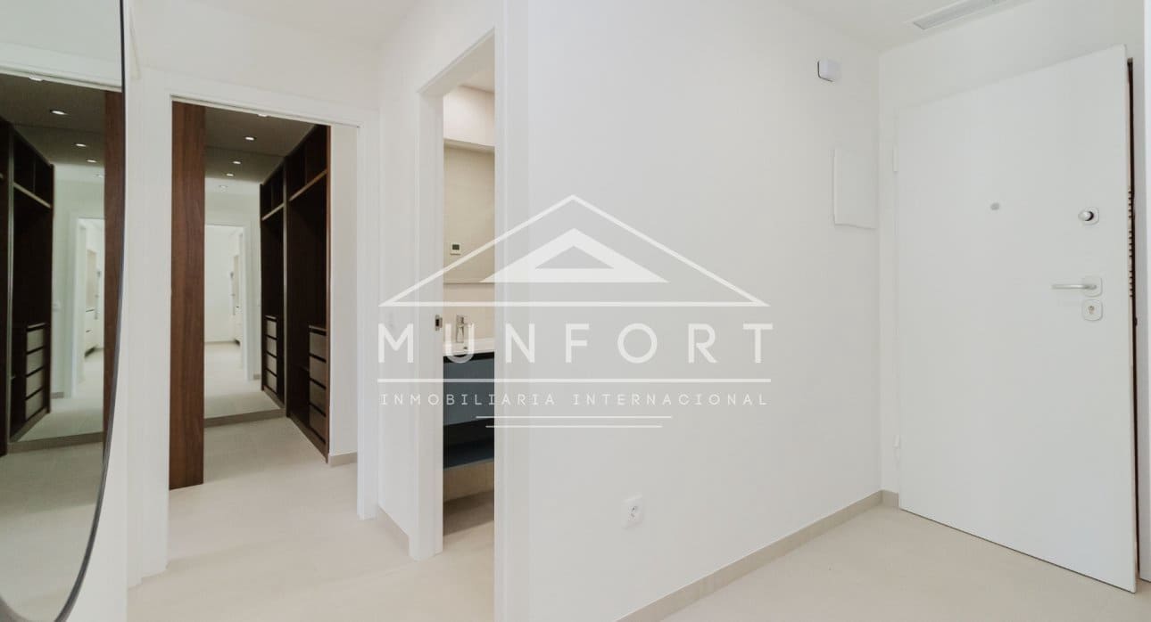 2 sypialnia Bungalow na sprzedaż w Torrevieja z basenem - 380 000 € (Ref: 8378971)