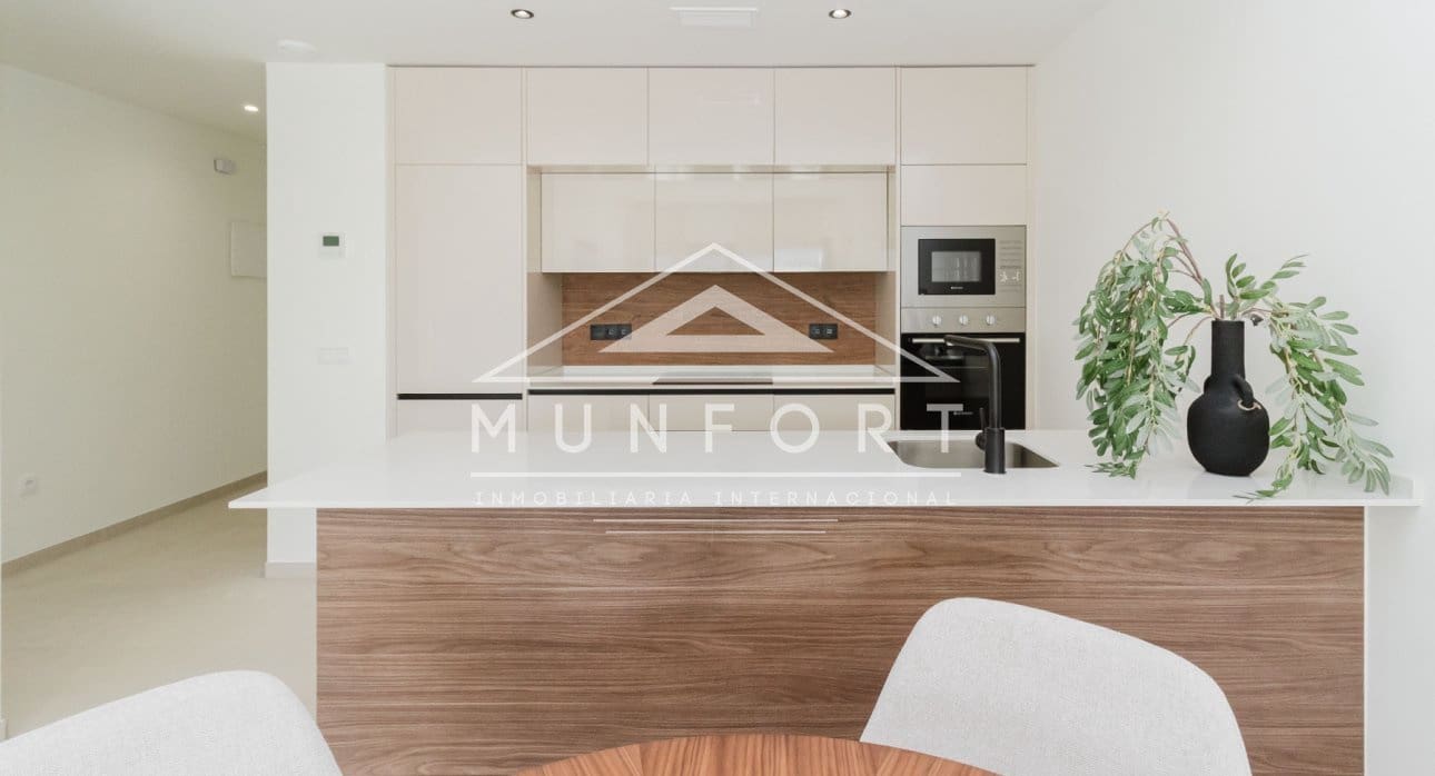 2 sypialnia Bungalow na sprzedaż w Torrevieja z basenem - 380 000 € (Ref: 8378971)