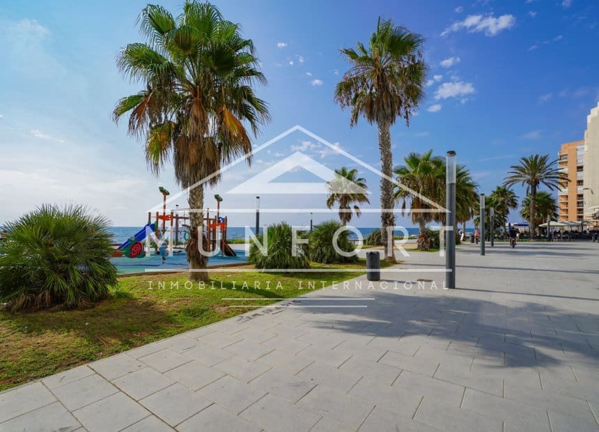 2 chambre Bungalow à vendre à Torrevieja avec piscine - 380 000 € (Ref: 8378971)