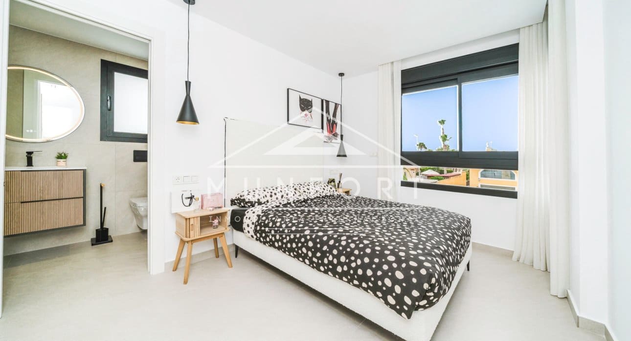 3 Zimmer Villa zu verkaufen in Rojales mit Pool - 549.000 € (Ref: 8379003)