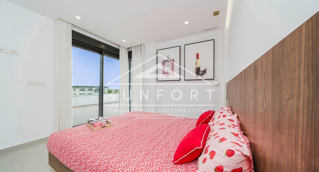 3 Zimmer Villa zu verkaufen in Rojales mit Pool - 549.000 € (Ref: 8379003)