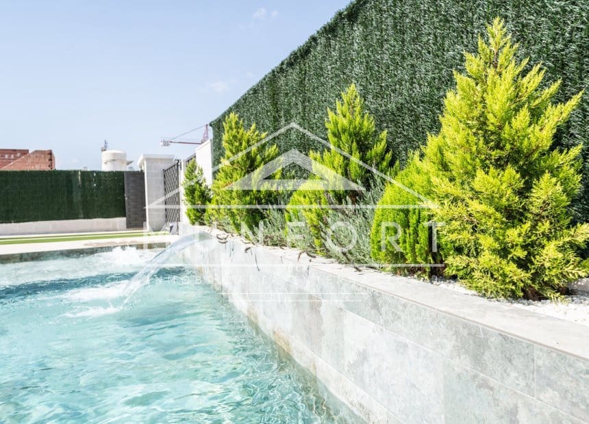 3 soveværelse Villa til salg i Los Montesinos - € 535.000 (Ref: 8379004)
