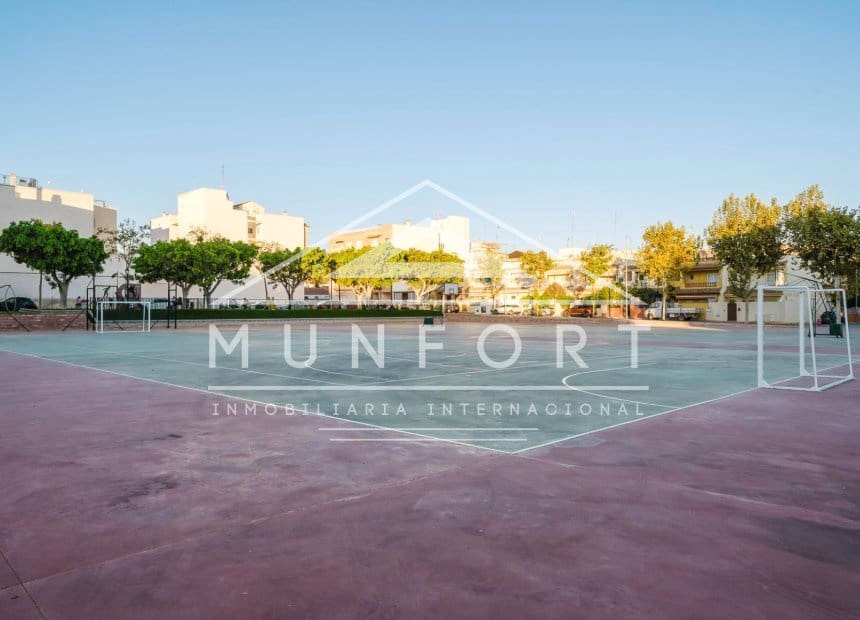 3 bedroom Villa for sale in Los Montesinos with pool - € 535,000 (Ref: 8379004)