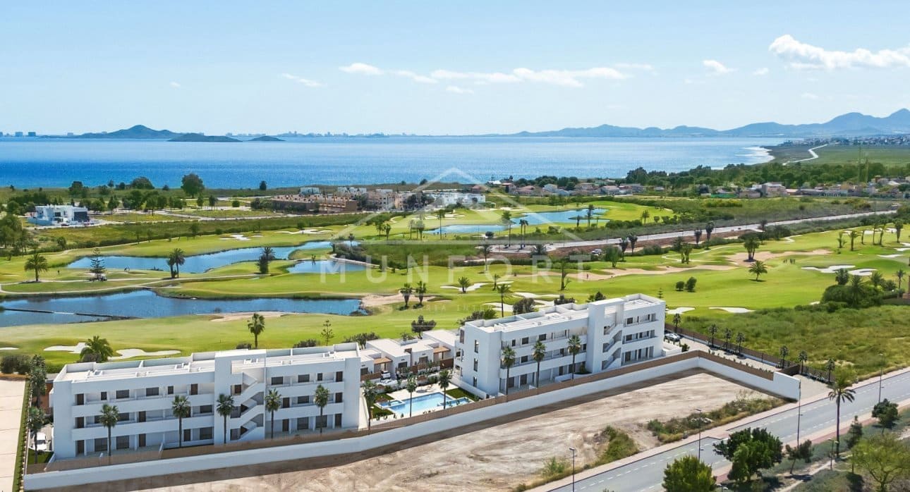 2 bedroom Apartment for sale in Los Alcazares with pool - € 314,900 (Ref: 8396058)