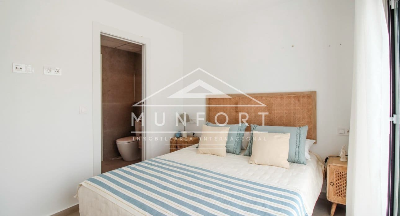 3 bedroom Villa for sale in Los Alcazares with pool - € 399,900 (Ref: 8396062)