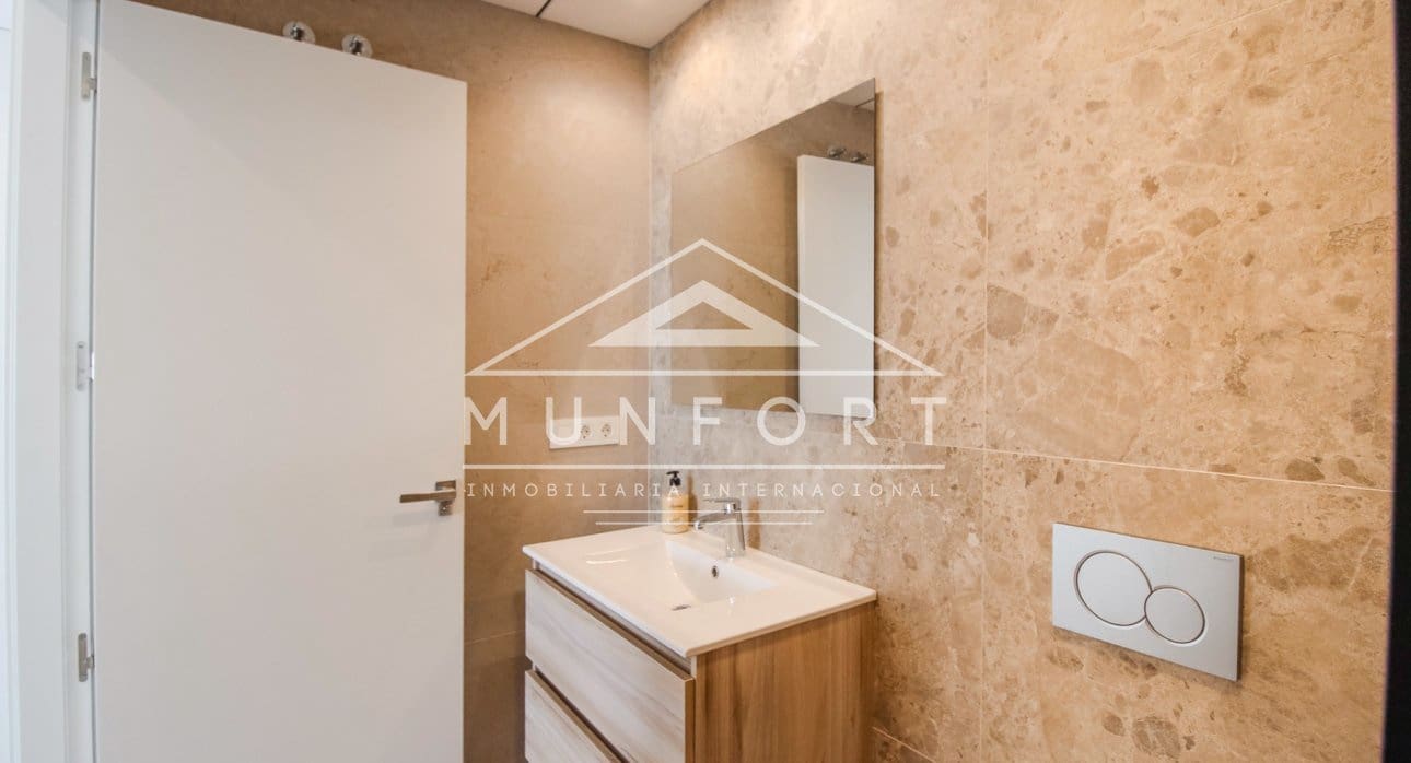 3 makuuhuone Huvila myytävänä paikassa Los Alcazares mukana uima-altaan - 499 900 € (Ref: 8396063)